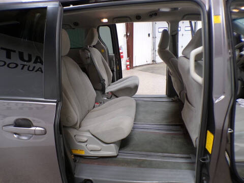 2012 Toyota Sienna