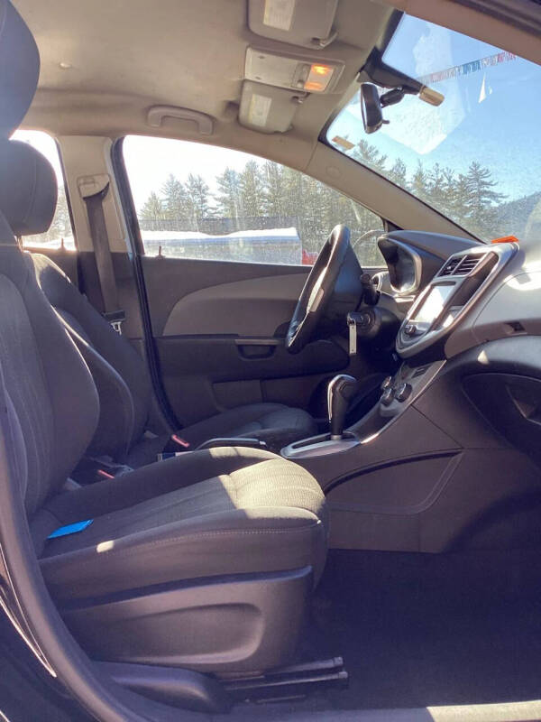 2017 Chevrolet Sonic LT Auto