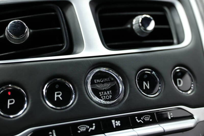 2018 Aston Martin DB11 V12