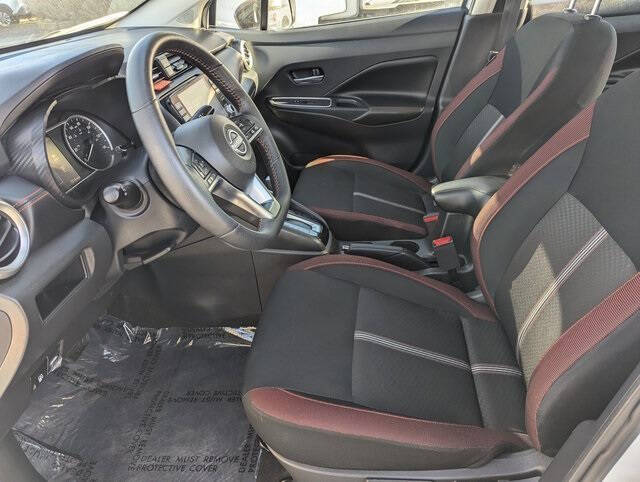 2025 Nissan Versa SR