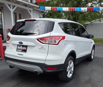 2016 Ford Escape SE