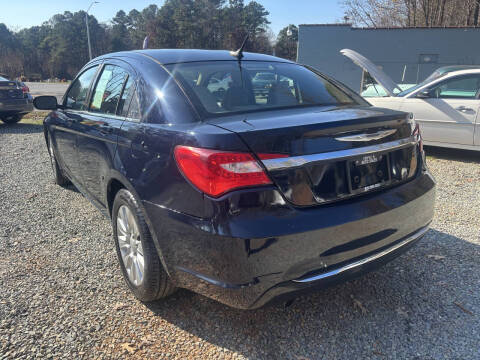 2014 Chrysler 200 LX