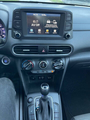 2020 Hyundai Kona SEL