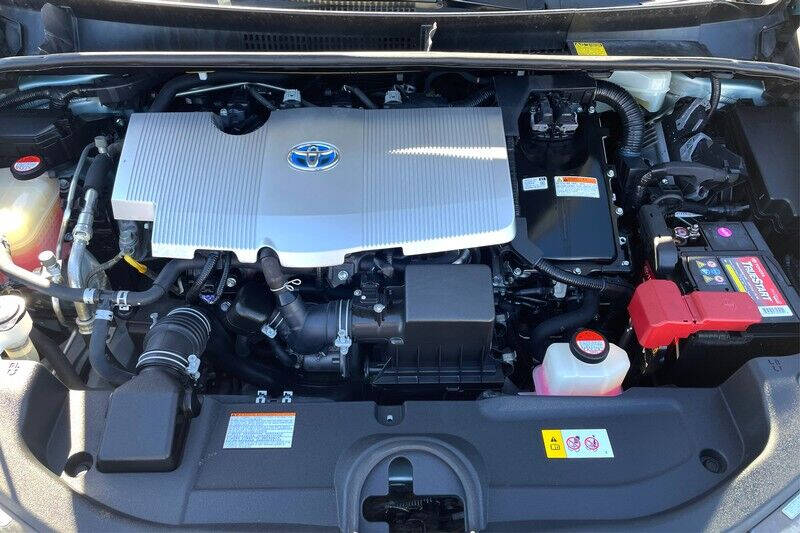 2016 Toyota Prius Two