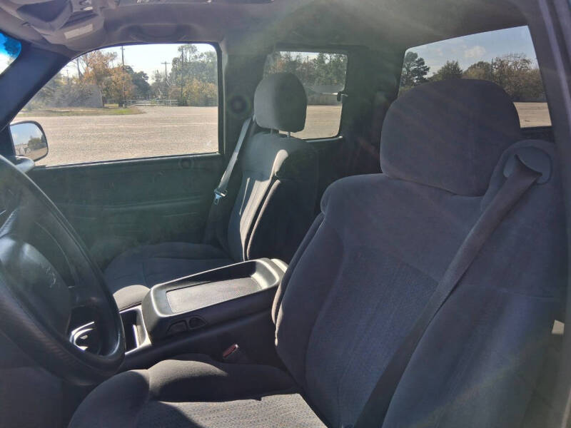 2002 Chevrolet Silverado 1500 LS