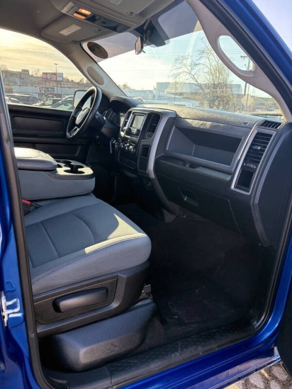 2017 RAM 1500 Express