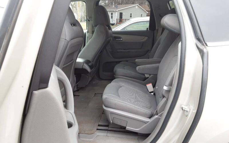 2017 Chevrolet Traverse LT