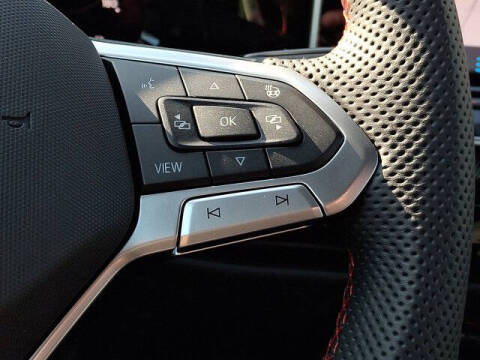 2025 Volkswagen Golf GTI Autobahn