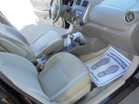 2013 Nissan Versa 1.6 SL