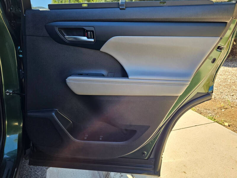 2023 Toyota Highlander