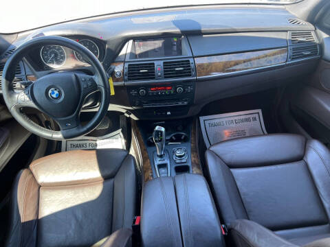 2010 BMW X5 xDrive48i