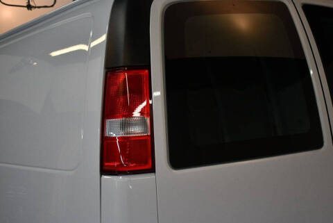 2021 Chevrolet Express 2500