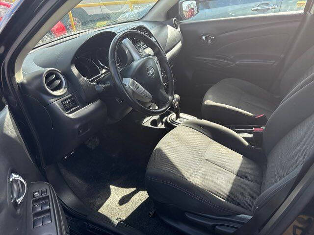 2018 Nissan Versa