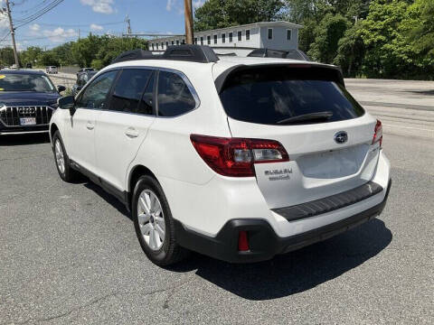 2018 Subaru Outback 2.5i Premium