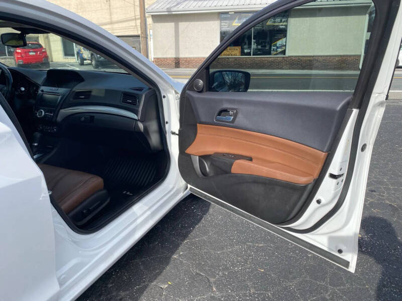 2020 Acura ILX w/Premium