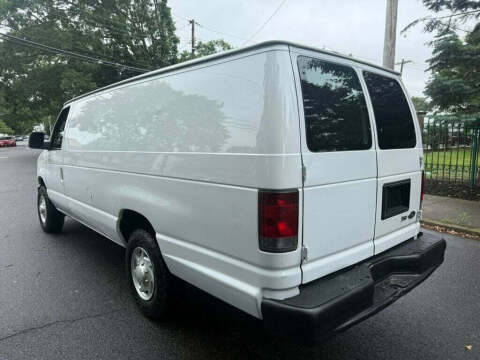 2010 Ford E-Series E-150