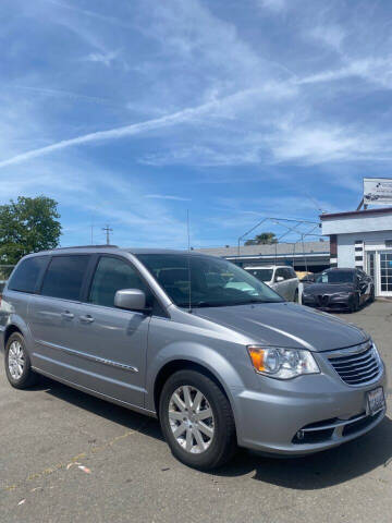 2016 Chrysler Town and Country for sale at Dealer Finance Auto Center LLC in Sacramento CA