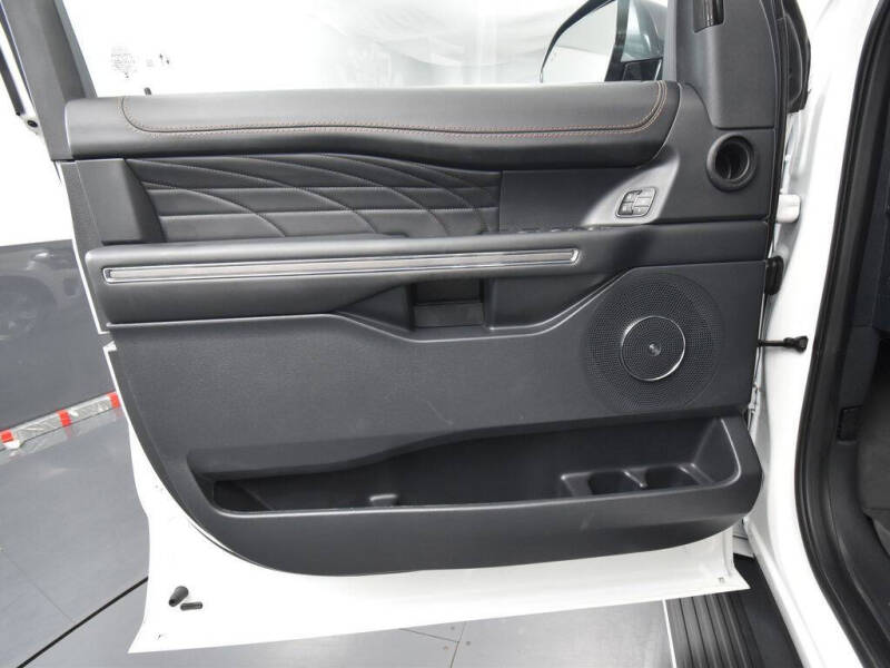 2024 Ford Expedition Platinum