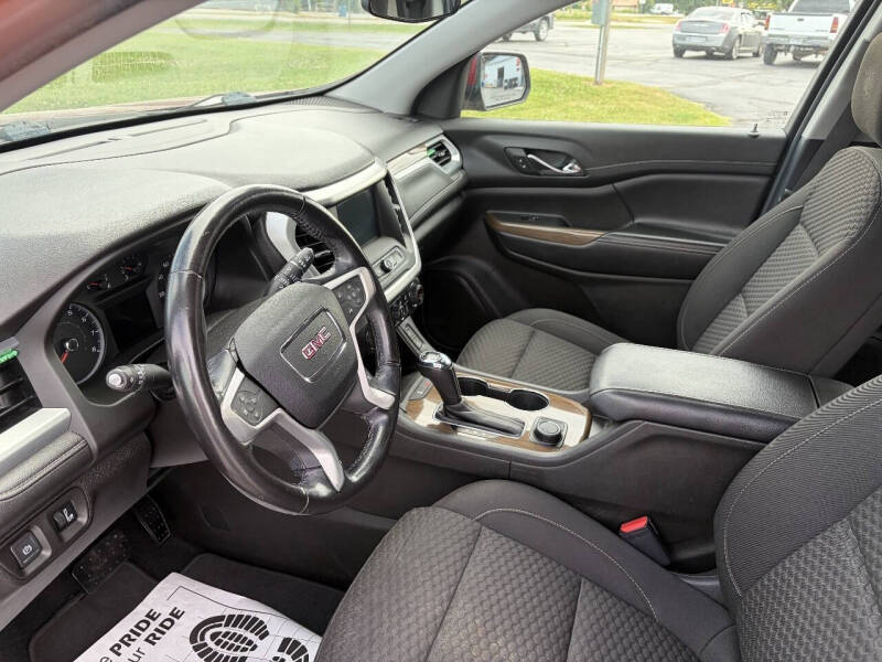 2019 GMC Acadia SLE-2