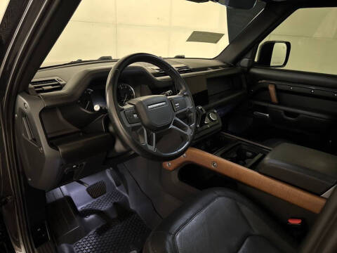 2023 Land Rover Defender 110 X-Dynamic SE