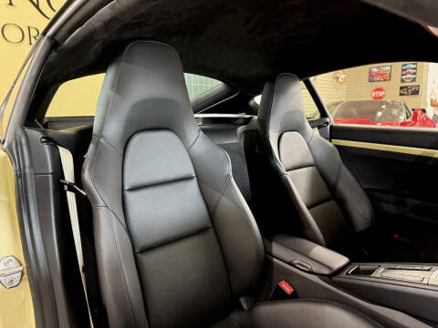 2015 Porsche Cayman GTS