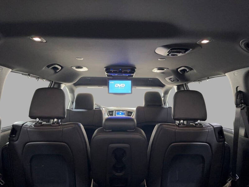 2019 Chrysler Pacifica Touring L