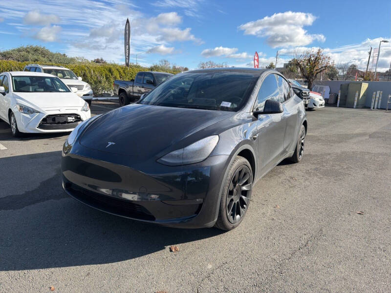 2024 Tesla Model Y Long Range