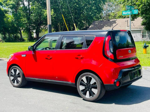 2016 Kia Soul +