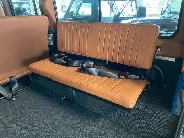 1997 Land Rover Defender 14
