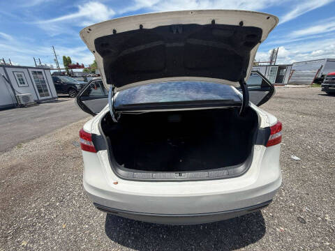 2014 Toyota Avalon XLE