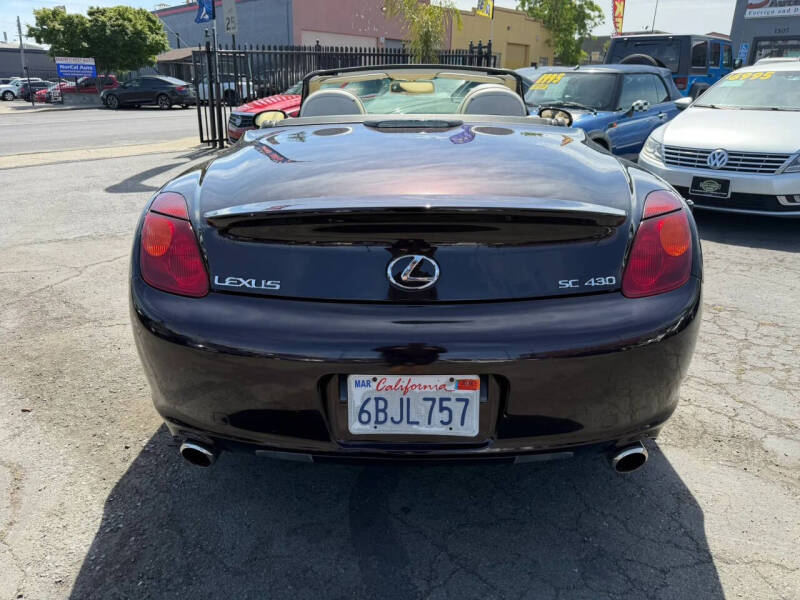 2003 Lexus SC 430