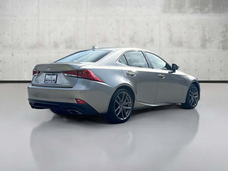 2020 Lexus IS 350