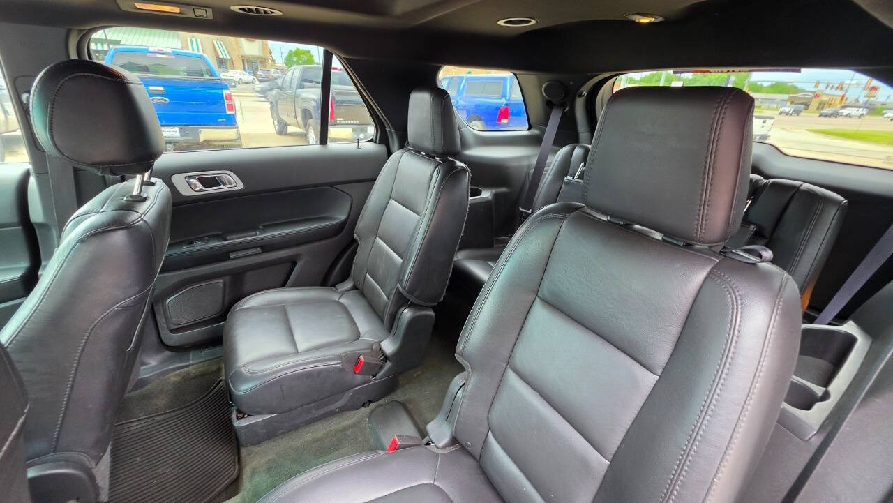 2014 Ford Explorer Limited AWD 4dr SUV - Tuxedo Black Metallic exterior view 7