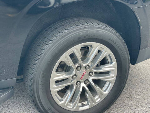 2022 GMC Yukon XL SLT