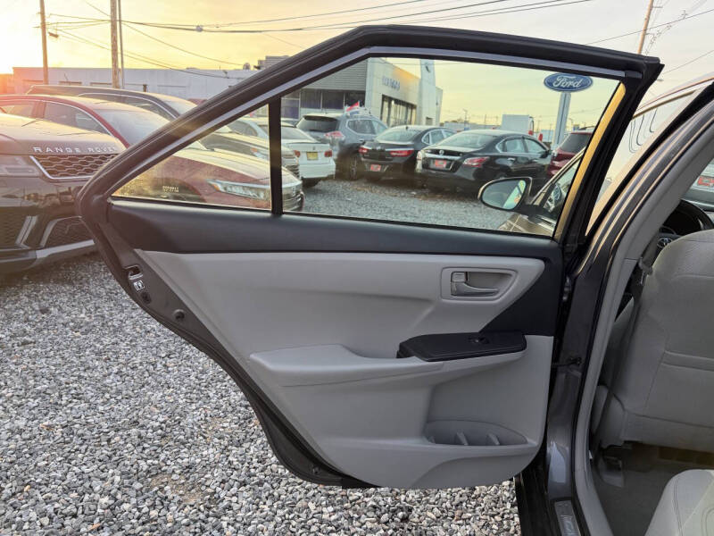 2016 Toyota Camry XSE