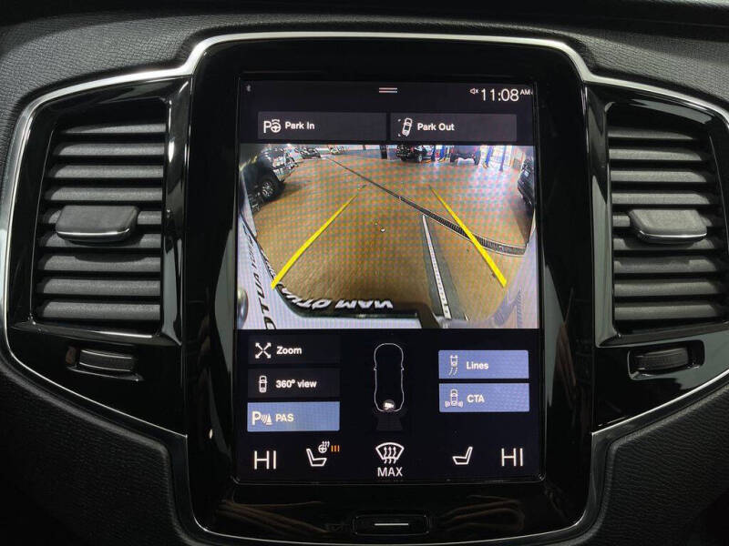 2018 Volvo XC90 T6 Momentum