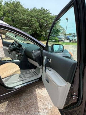 2012 Nissan Rogue SV w/SL Package