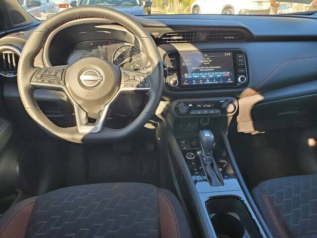 2024 Nissan Kicks SR