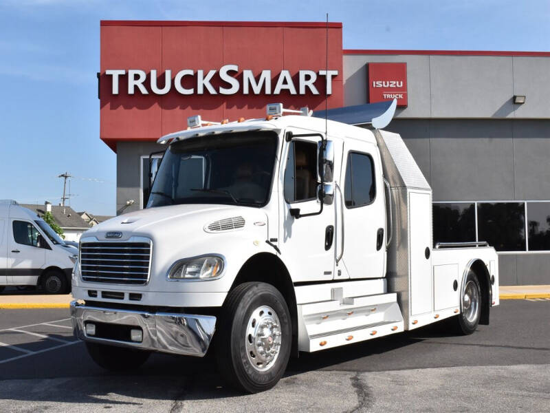 2007 Freightliner M2 106