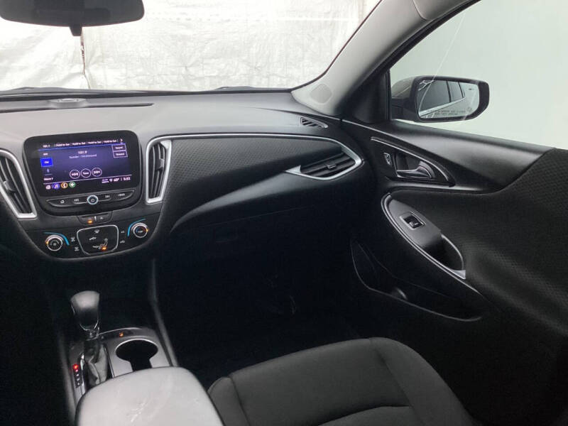 2024 Chevrolet Malibu LS