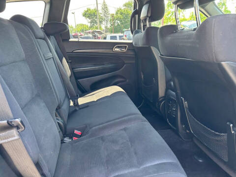 2017 Jeep Grand Cherokee Laredo
