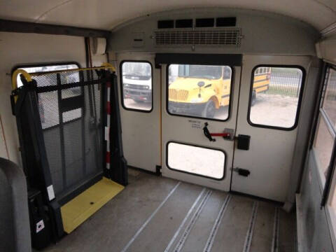 2009 IC Bus CE Series