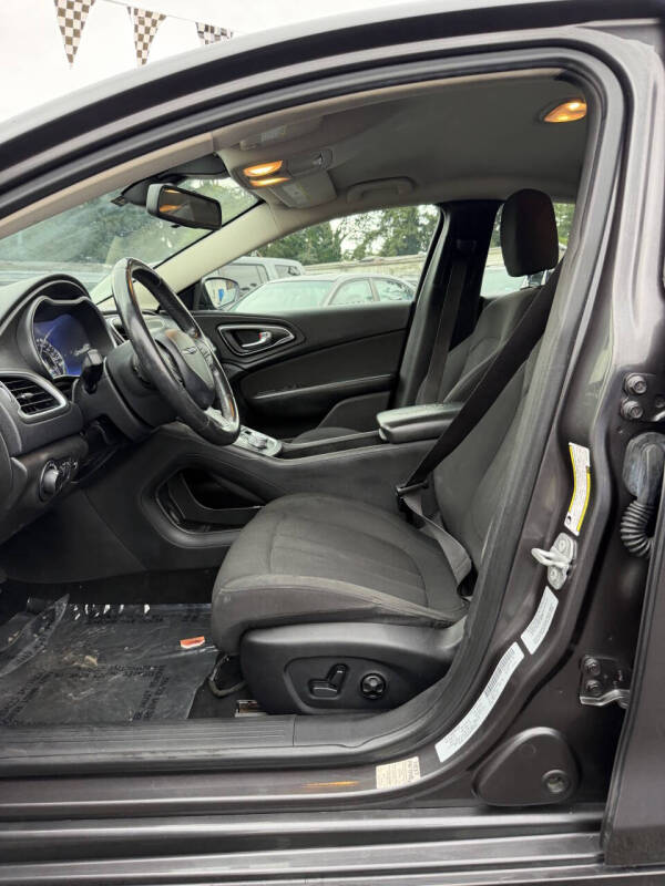 2015 Chrysler 200 Limited