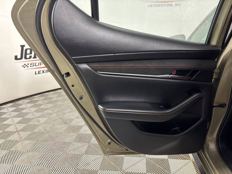 2024 Mazda Mazda3 Hatchback 2.5 Carbon Turbo