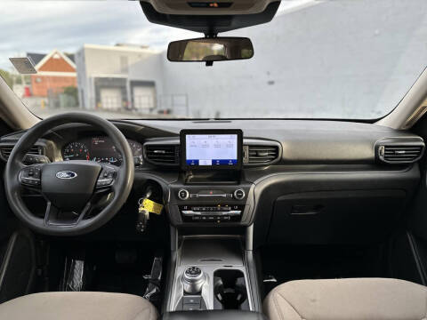 2020 Ford Explorer