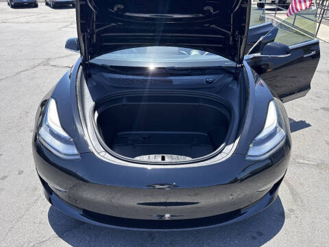 2020 Tesla Model 3 Performance