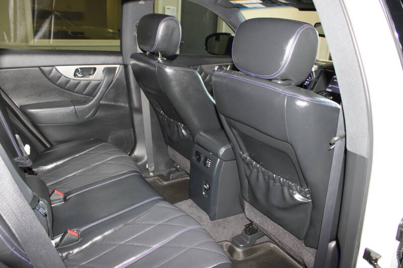 2015 Infiniti QX70