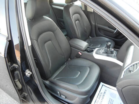 2010 Audi A4 2.0T quattro Premium