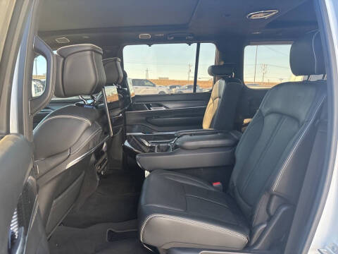 2022 Jeep Grand Wagoneer Series II