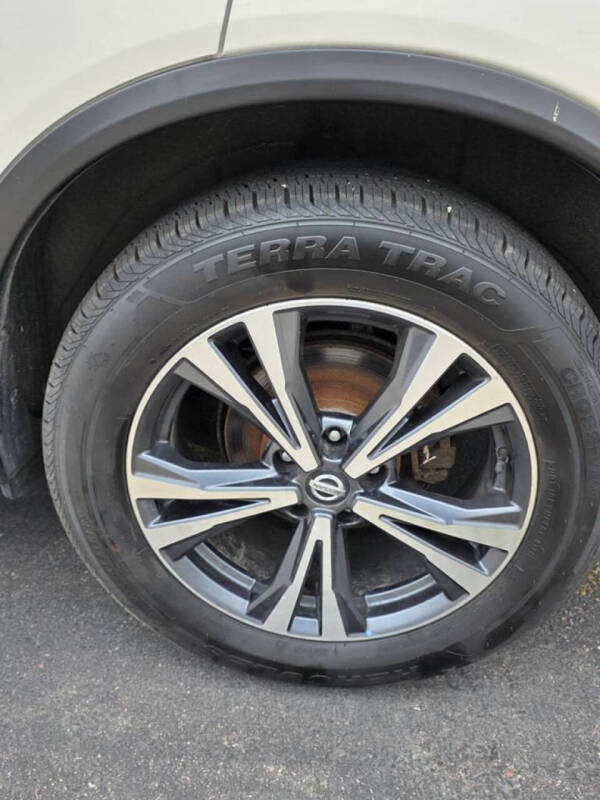 2017 Nissan Rogue SL